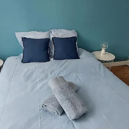 Pin Pon D'or, Petite Maison Proche De La Holiday home *